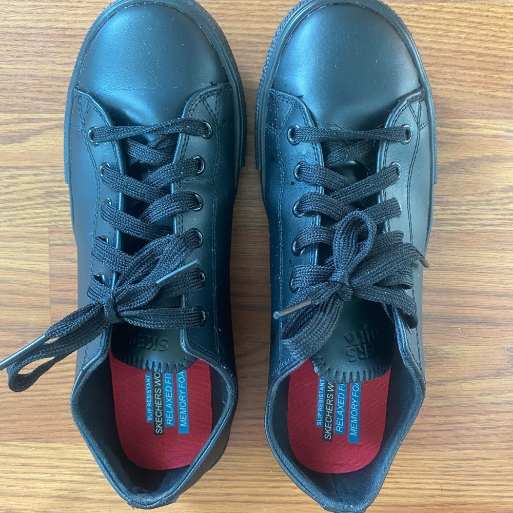 Women’s Non Slip Shoes Size 9
